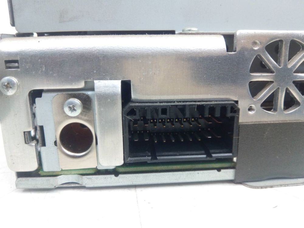 Radio/CD-Change Combination *CODE Not Present. Suitable for Suzuki Jimny FJ