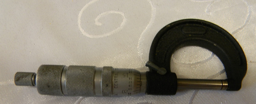 CENTRAL TOOLS 0-1" MICROMETER #6009