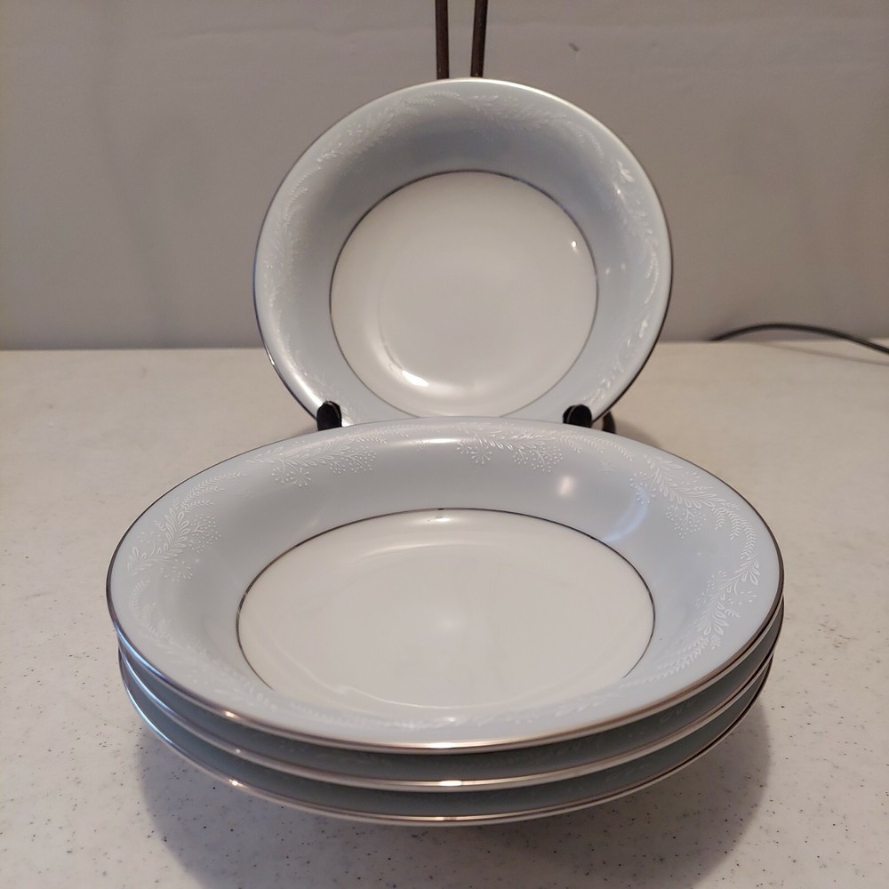 4 Noritake Bluetta 5898 Soup Bowl