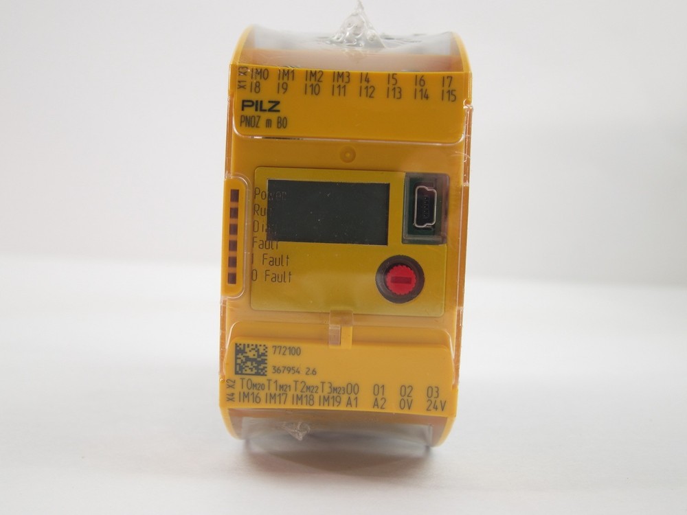 New Pilz 772100 Safety Controller Module PNOZMB0