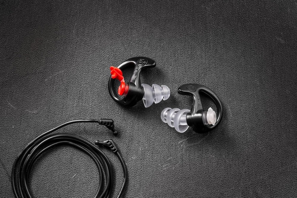 SureFire EP4 Sonic Defenders Plus filtered Earplugs, reusable, Black, Medium