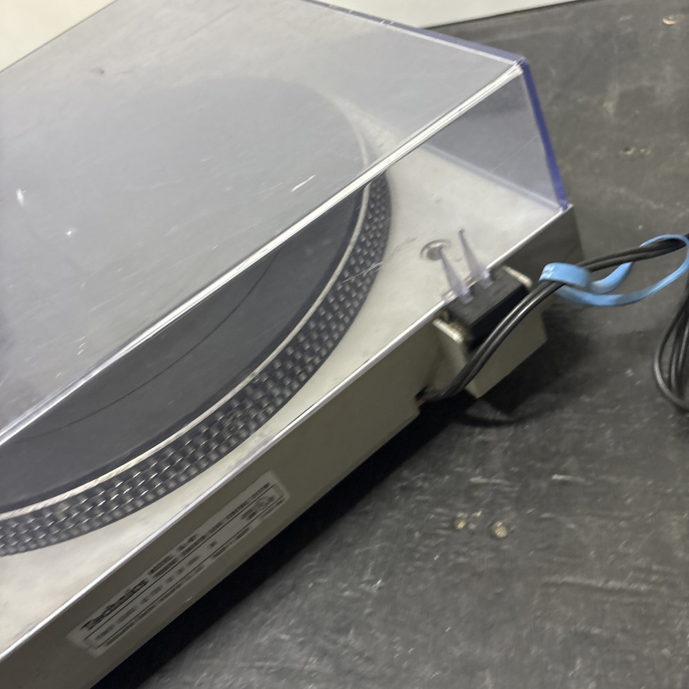 Technics SL-B1 Frequency Generator Servo Turntable Record Player Won’t Stay On