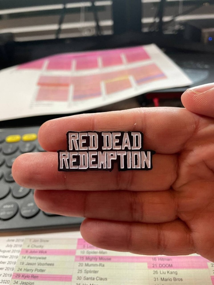 Red Dead Redemption Game Logo - Enamel Pin (New)