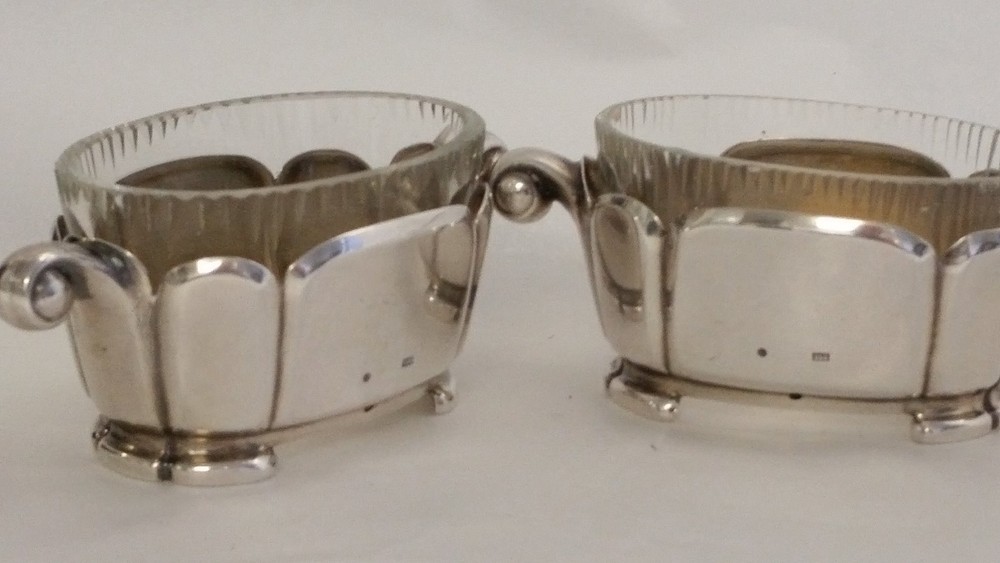 PAIR OF STERLING SILVER GLASS LINED DISHES