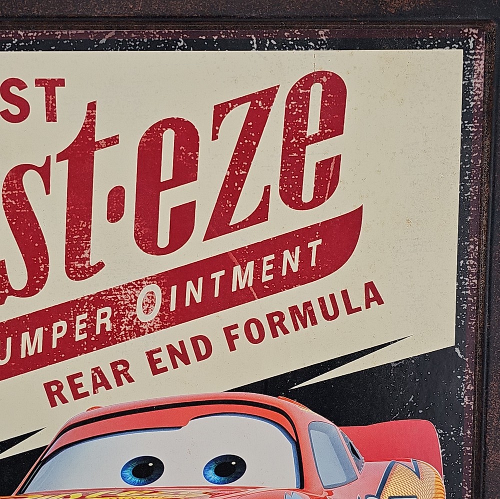 Rust-eze lightning mcqueen Tin,Disney Pixar, Great Condition AAA+