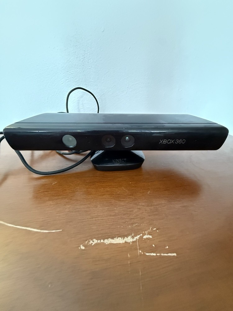 Microsoft Xbox 360 Kinect Sensor Model 1414 Black