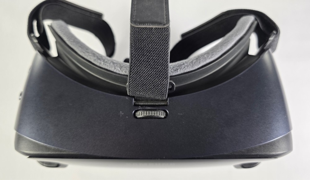 Samsung Gear VR with Controller SM-R324 Black