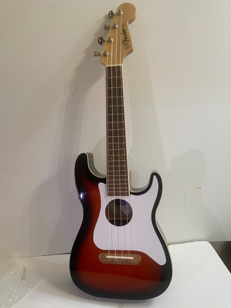 Fender Fullerton Strat Uke Sunburst Stratocaster Ukulele 🔥🔥🔥