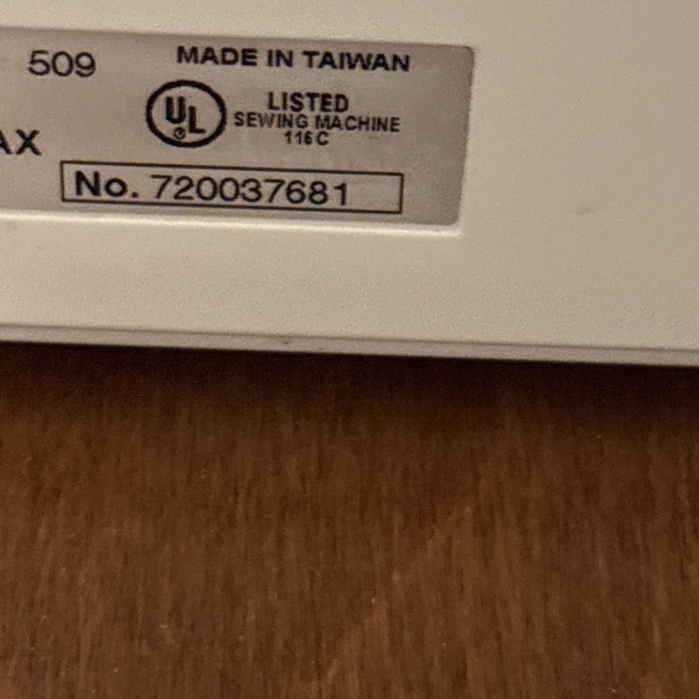 JANOME Sewist 509 Sewing Machine