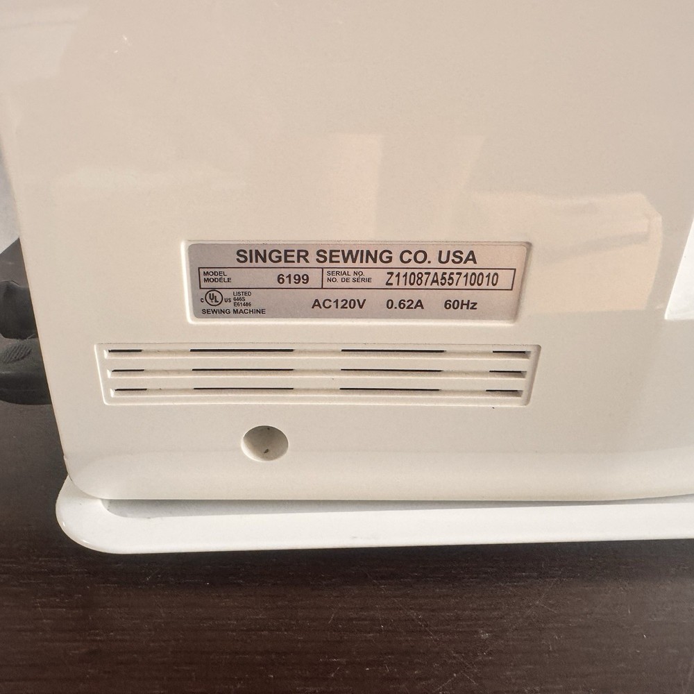 Singer Brilliance 6199 Electronic Sewing Machine