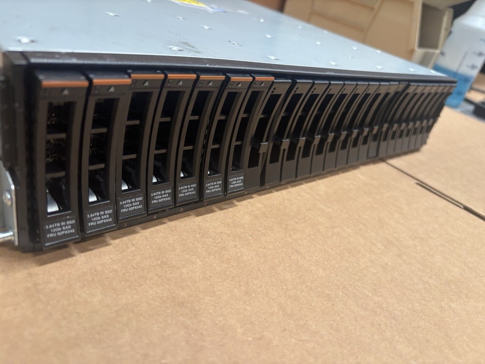 IBM Storwize V5000 Controller Node 2072-324 No SSD No Ram