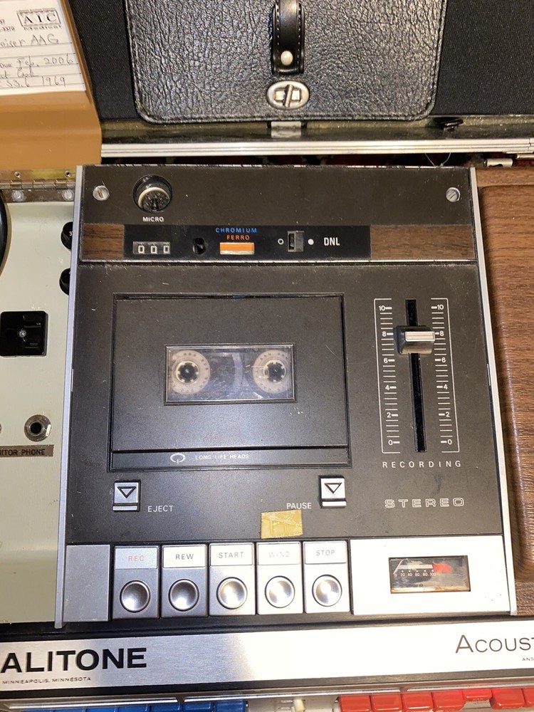 Qualitone Acoustic Appraiser Audiometer ANSI Hearing Threshold Level UNTESTED