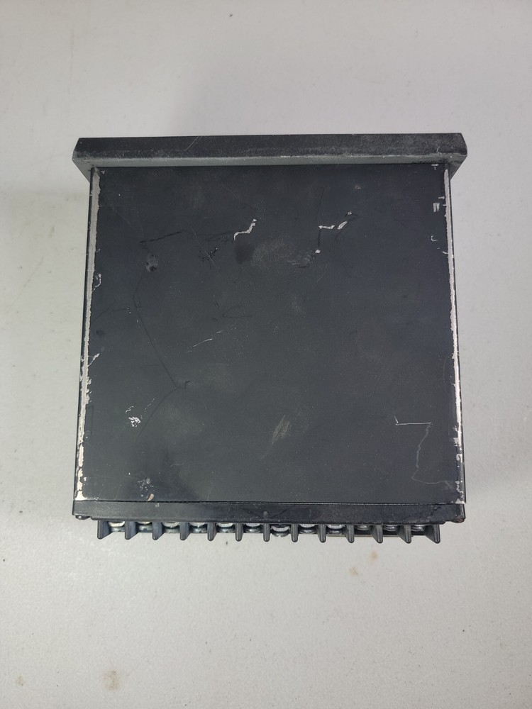 DURANT SOLID STATE 1900-512 COUNTER DISPLAY w/ RESET UNTESTED