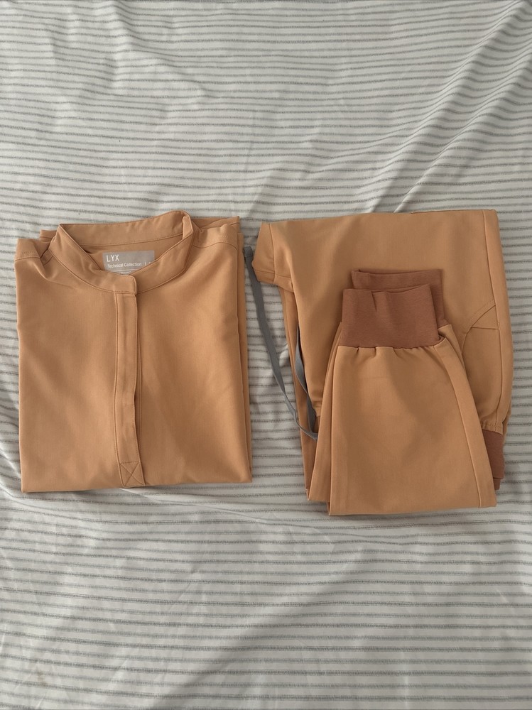 Medical Scrub Suit Brand name LYX