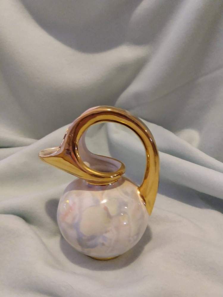 Decorative art pottery