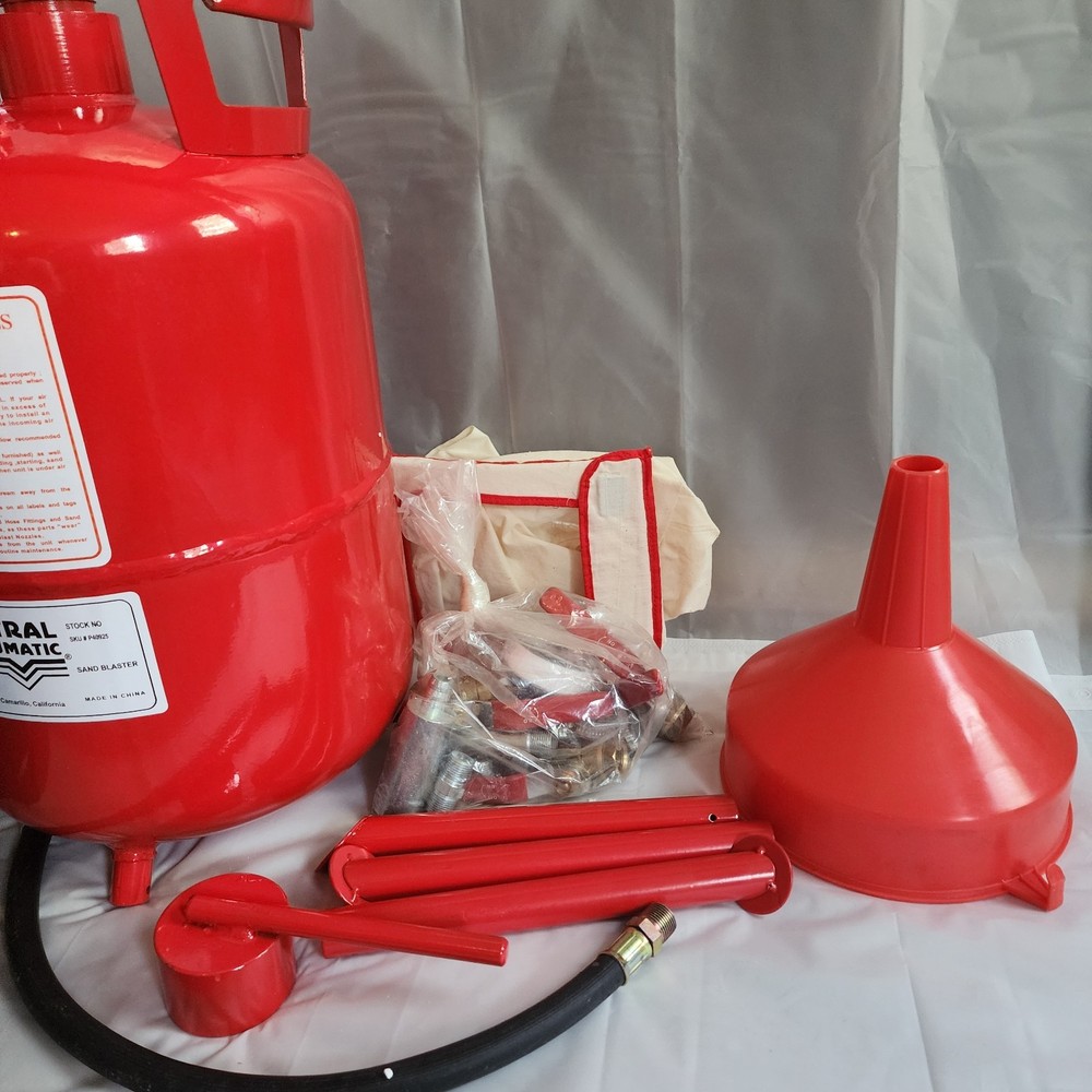 Central Pneumatic 20 Lb Sandblaster