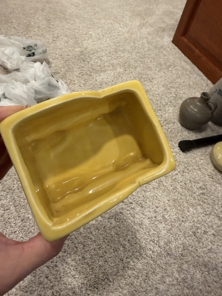 Shawnee Pottery Yellow Railroad Car