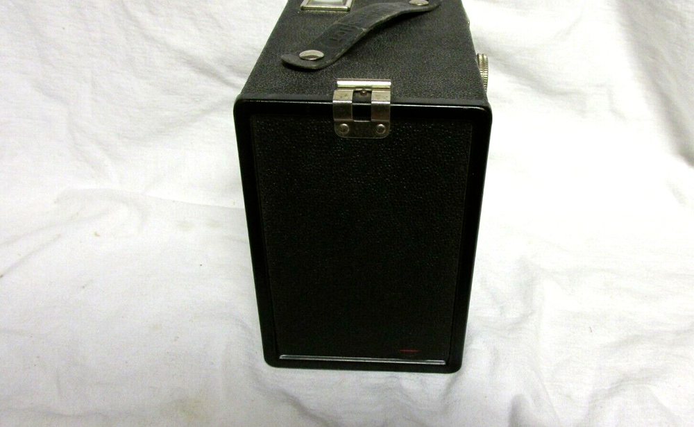 VINTAGE 1940s AGFA ANSCO D-6 SHUR SHOT CAMERA
