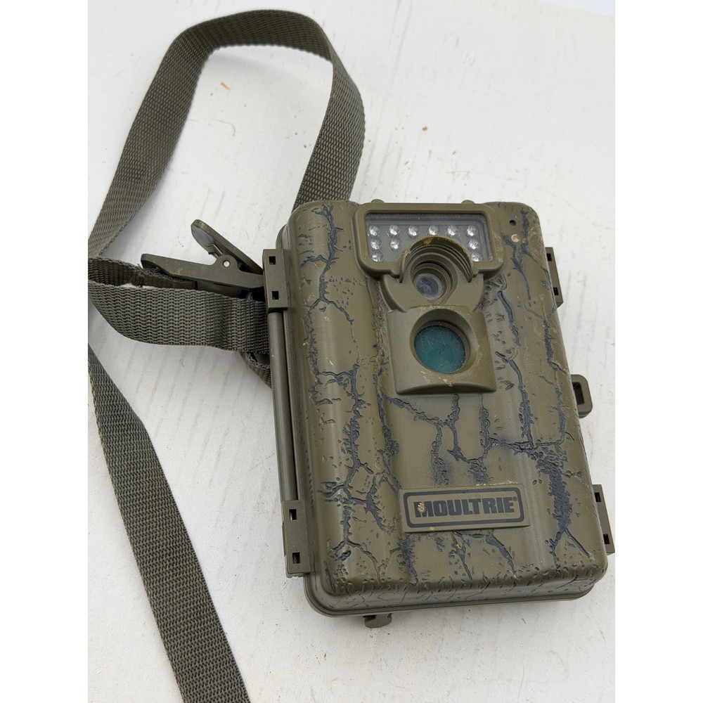 Moultrie MCG12589 Trail Camera Game Scouting Camouflage Strap 1/4 20 Mount D2C