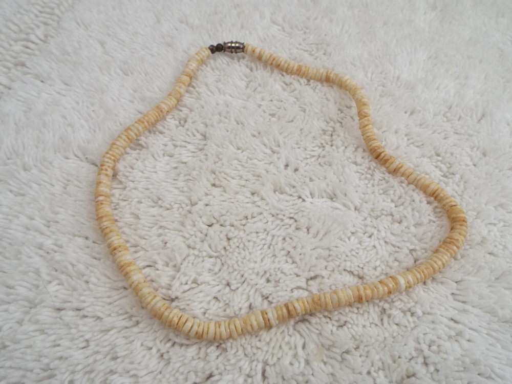 Tan Heishi Shell Necklace (B29)