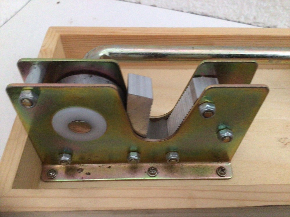 Macadamia Opener Peeling Machine Walnut Tool Nut Cracker Handle Multipurpose