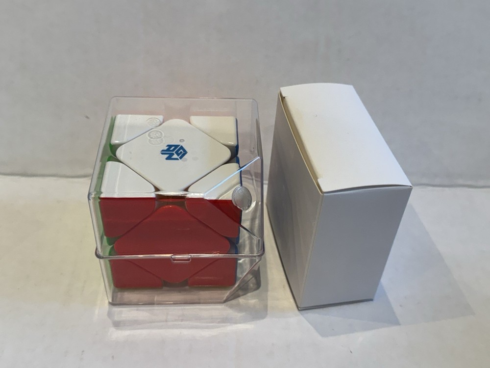 GAN Skewb M Used Great Condition