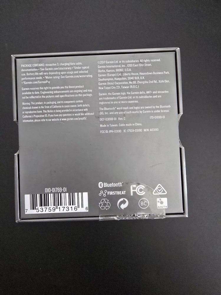 Garmin Vivoactive 3 GPS Smartwatch Open Box.