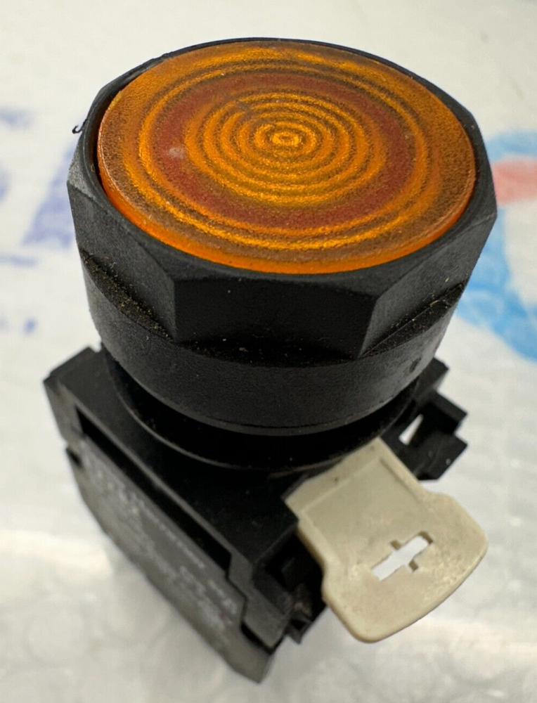 Cutler Hammer E22B2 Indicator Light Amber