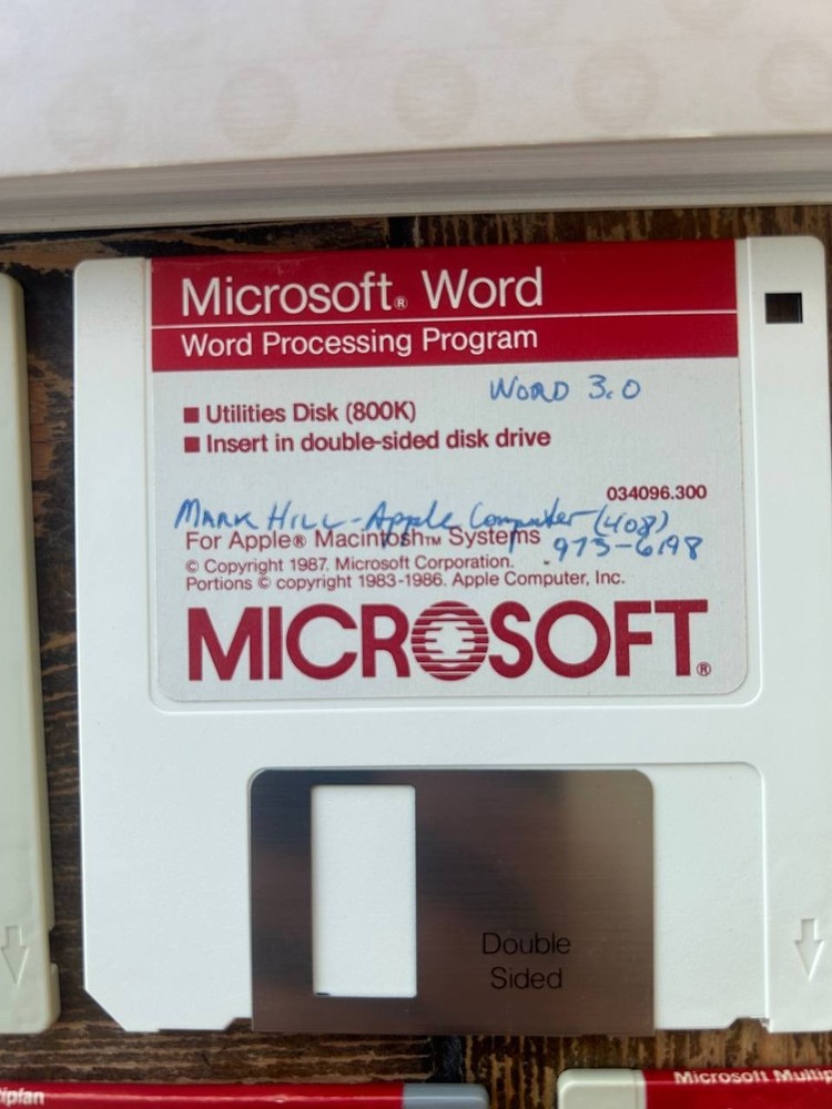Microsoft Business Pack Macintosh w/ Word Multiplan Chart File Disks