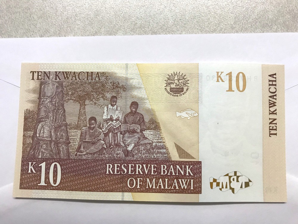 2004 Malawi 10 Kwacha Note Unc #931