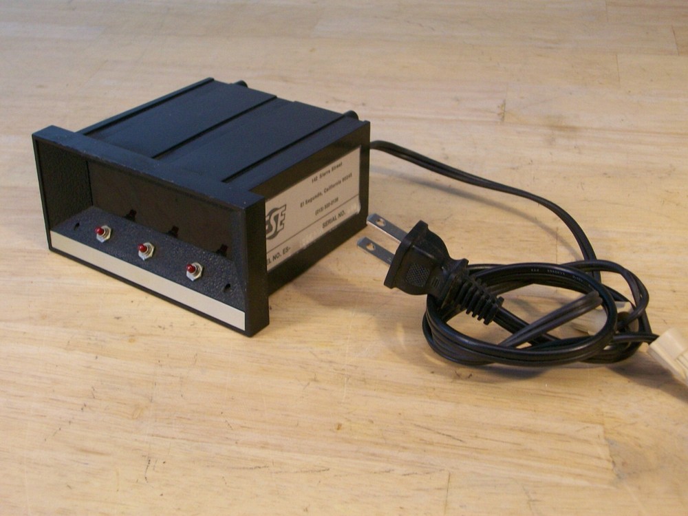 ESE ES-172CMA - Console Mount Clock - from Harris Medalist 12 mixing console