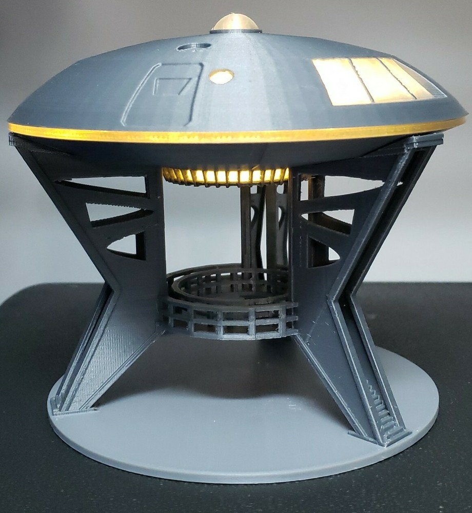 Jupiter 2 [from Lost in Space] - with Lights & Gantry Stand - Medium