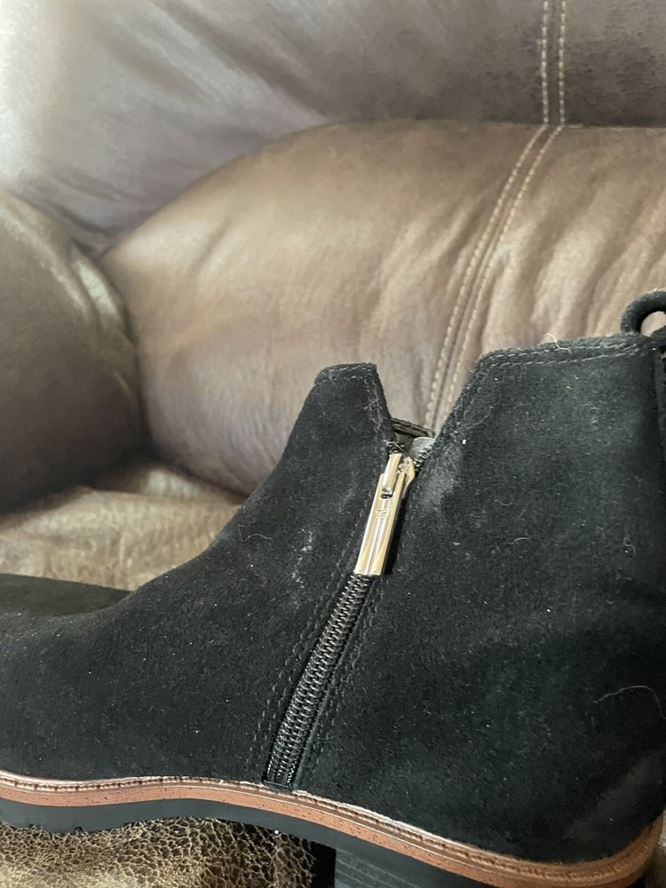 tommy hilfiger booties