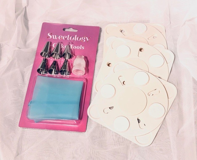 Cake Tools and 3-PACK Rotating Base for Decorating