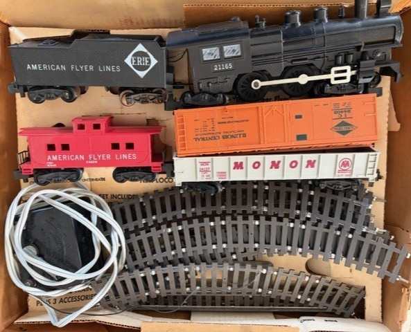 1960s Gilbert American Flyer S Gauge Train Set #20239 Box Track Pull-Mor