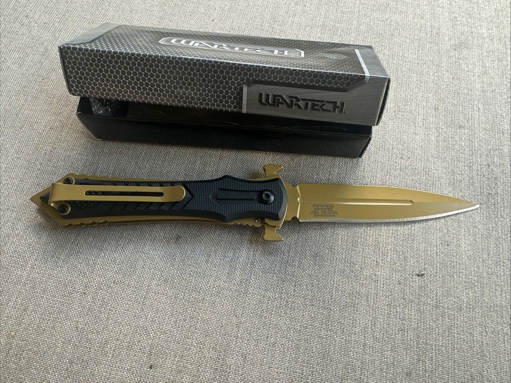 8" Gold Pocket Dagger