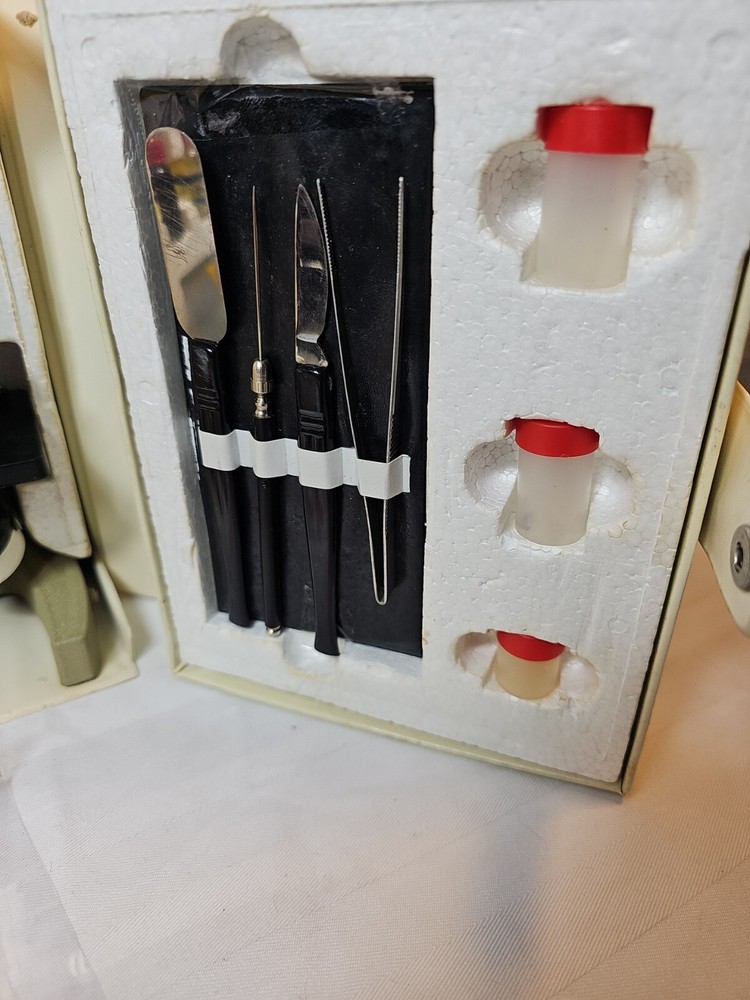 Vintage Focal Microscope Set & Case With Instruction Book. Complete