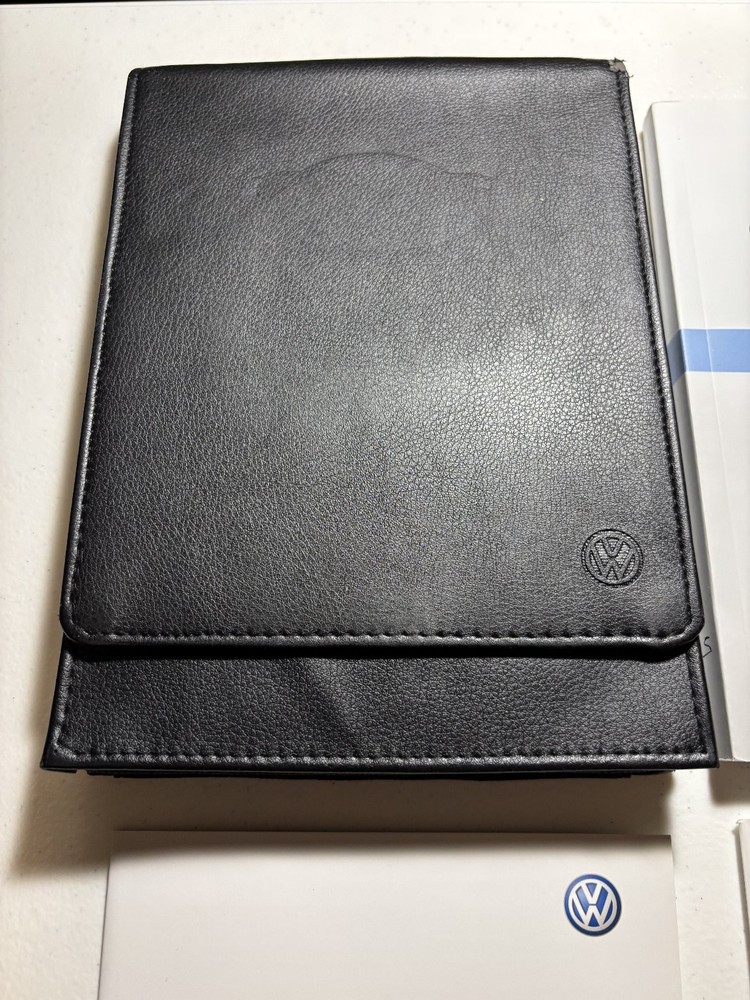 2014 Volkswagen Jetta Owner's Manual OEM Set