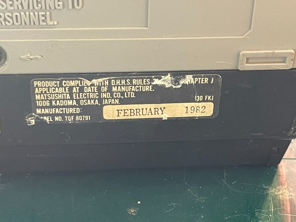 1982 PANASONIC Model TR-5090P Black & White TV - Works