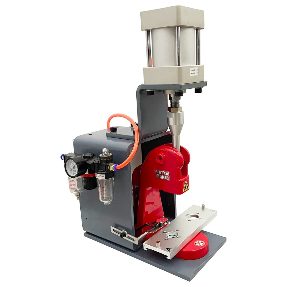 110V Pneumatic Badge Machine Badge Making Machine Circular Heart-shaped