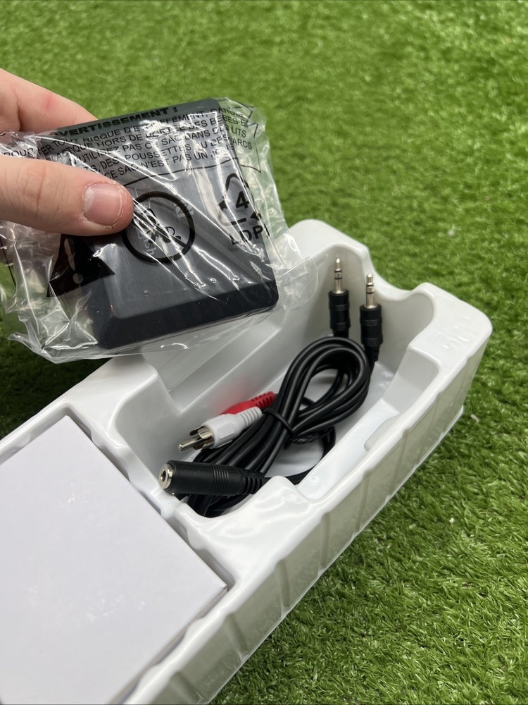 Rocketfish RF-BTR319 Bluetooth Audio Receiver Black Wireless Adapter Compact. 3