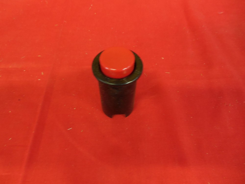 REES 01953-002 CONTROL PUSHBUTTON *NIB* (3B3)