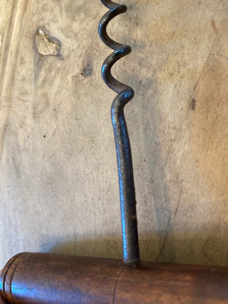 Antique Early Wood Handle Direct Pull Corkscrew Brass Grommet Top Simple
