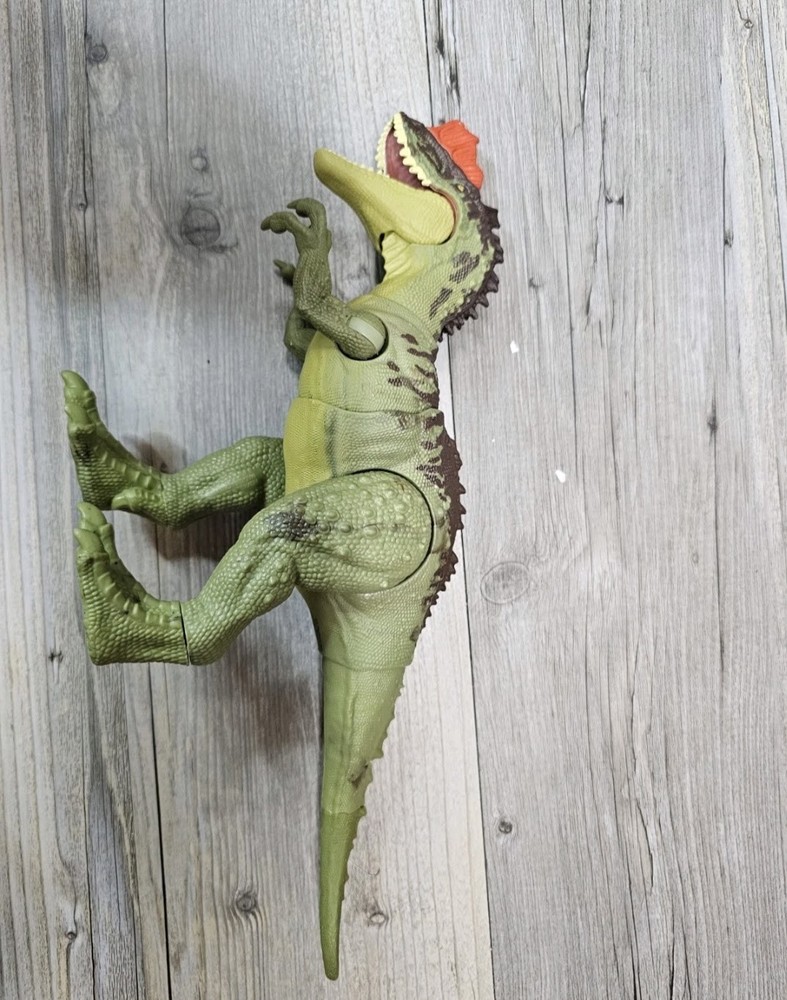 Jurassic World Epic Evolution Yangchuanosaurus basic 12" figure Jurassic park