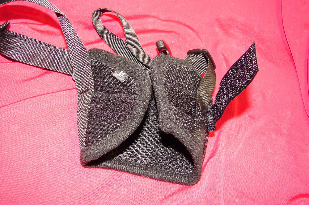 4 Medium Dog Muzzle Adjustable Anti-Biting,Barking,Chewing,Safety,CooZero NEW