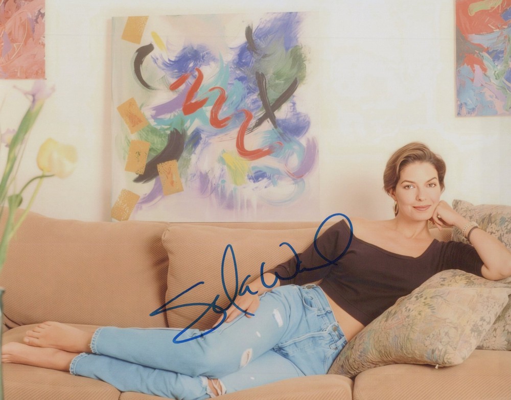 Sela Ward signed 8x10 photo