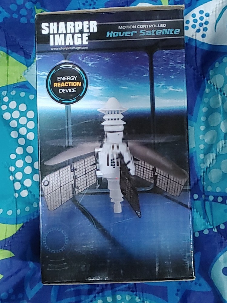 SHARPER IMAGE Motion Controlled Hover Satellite HAND Controlled USB Charging