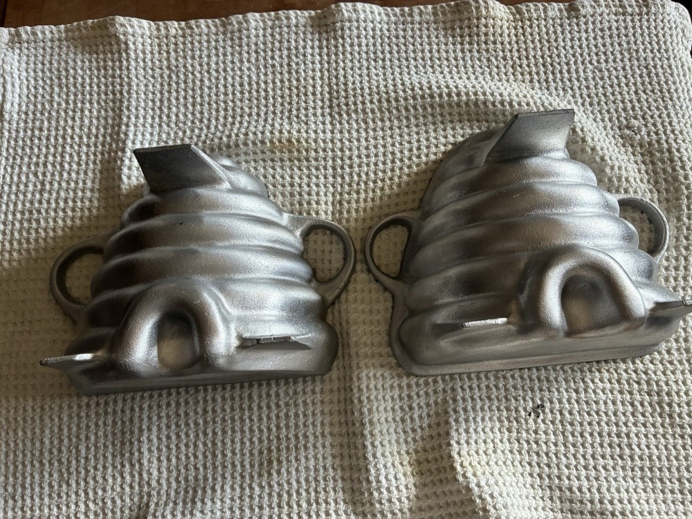 Beehive Heavy Duty Cake Mold