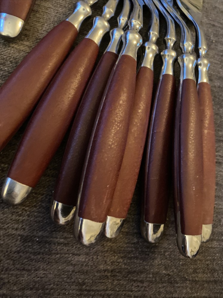 2! Dinner Forks! HAMPTON SILVERSMITHS HSV63 STAINLESS FLATWARE 4 Sets Ava