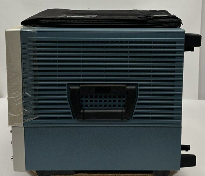 Tektronix CSA8000 Communications Signal Analyzer